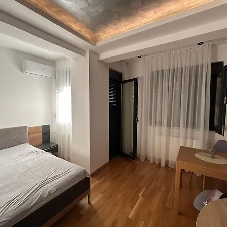 Centar Crnjanski 1 Appartamento Jagodina